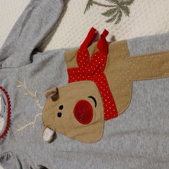 Christmas Outfit - Picture 4 of 7